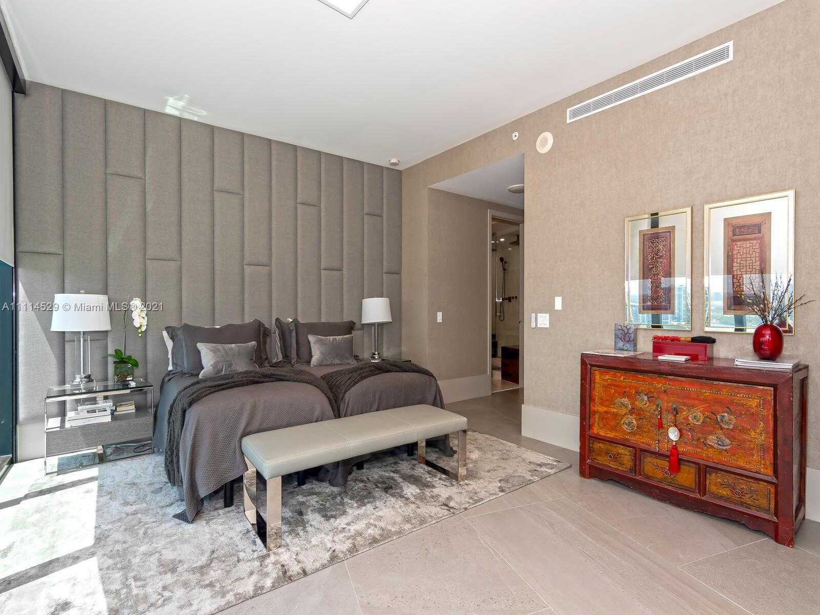 Small Image of 18555 COLLINS AVE #2503, Sunny Isles Beach Number 32