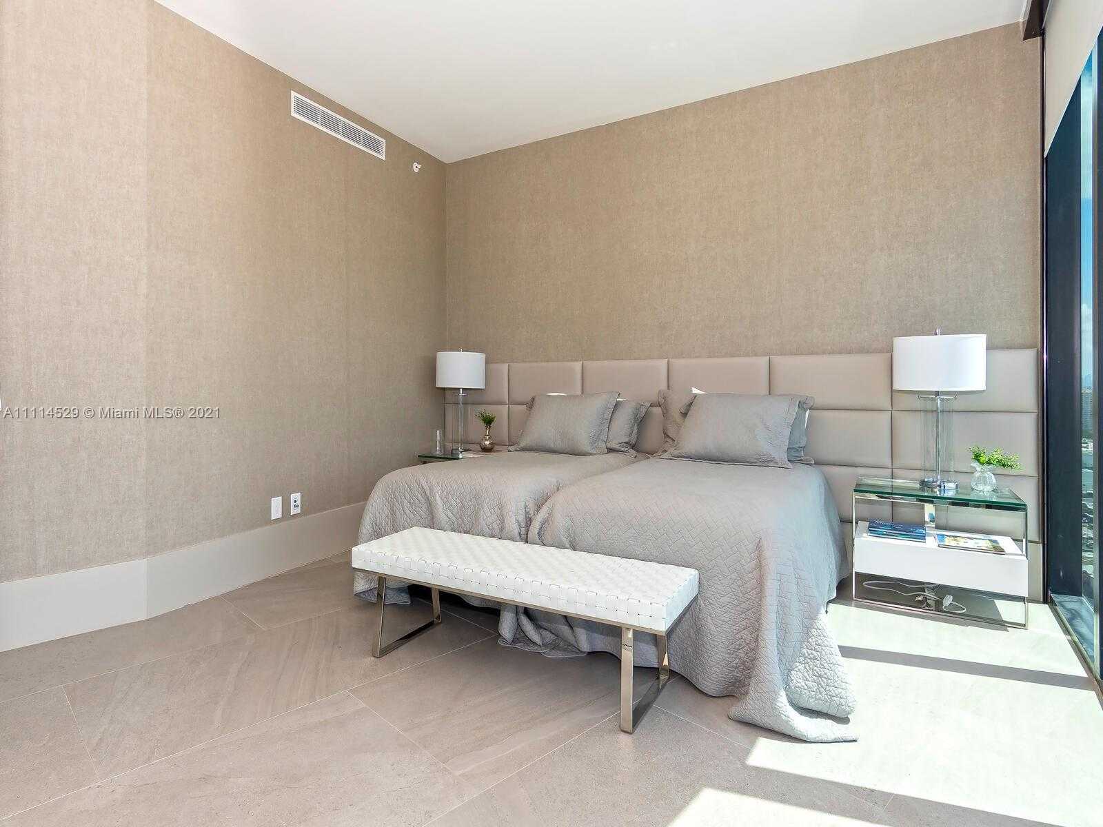 Small Image of 18555 COLLINS AVE #2503, Sunny Isles Beach Number 39