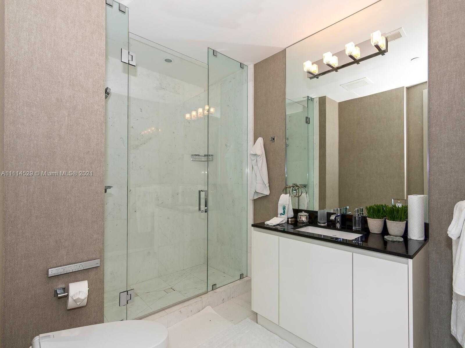 Small Image of 18555 COLLINS AVE #2503, Sunny Isles Beach Number 44