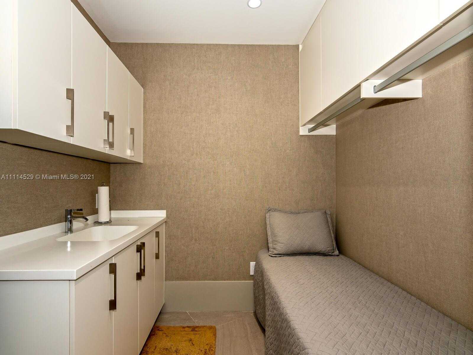 Small Image of 18555 COLLINS AVE #2503, Sunny Isles Beach Number 54