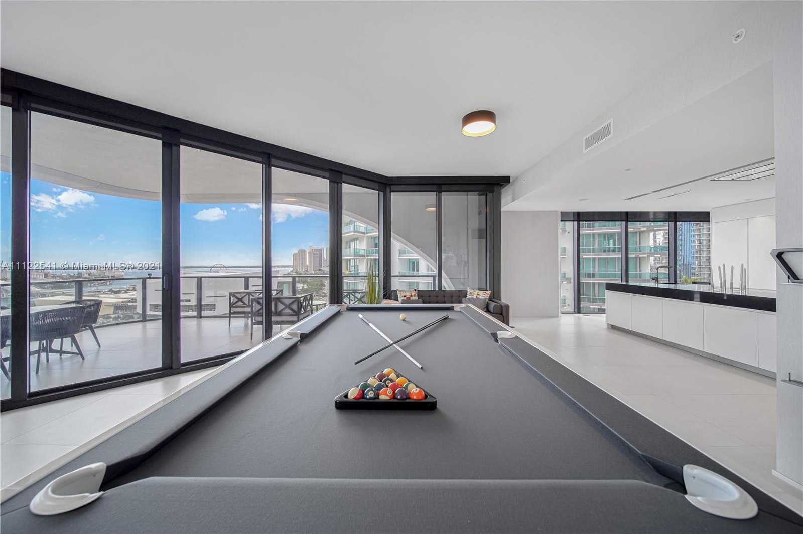 Small Image of 1000 Biscayne Blvd, Miami, FL 33132, USA Number 20
