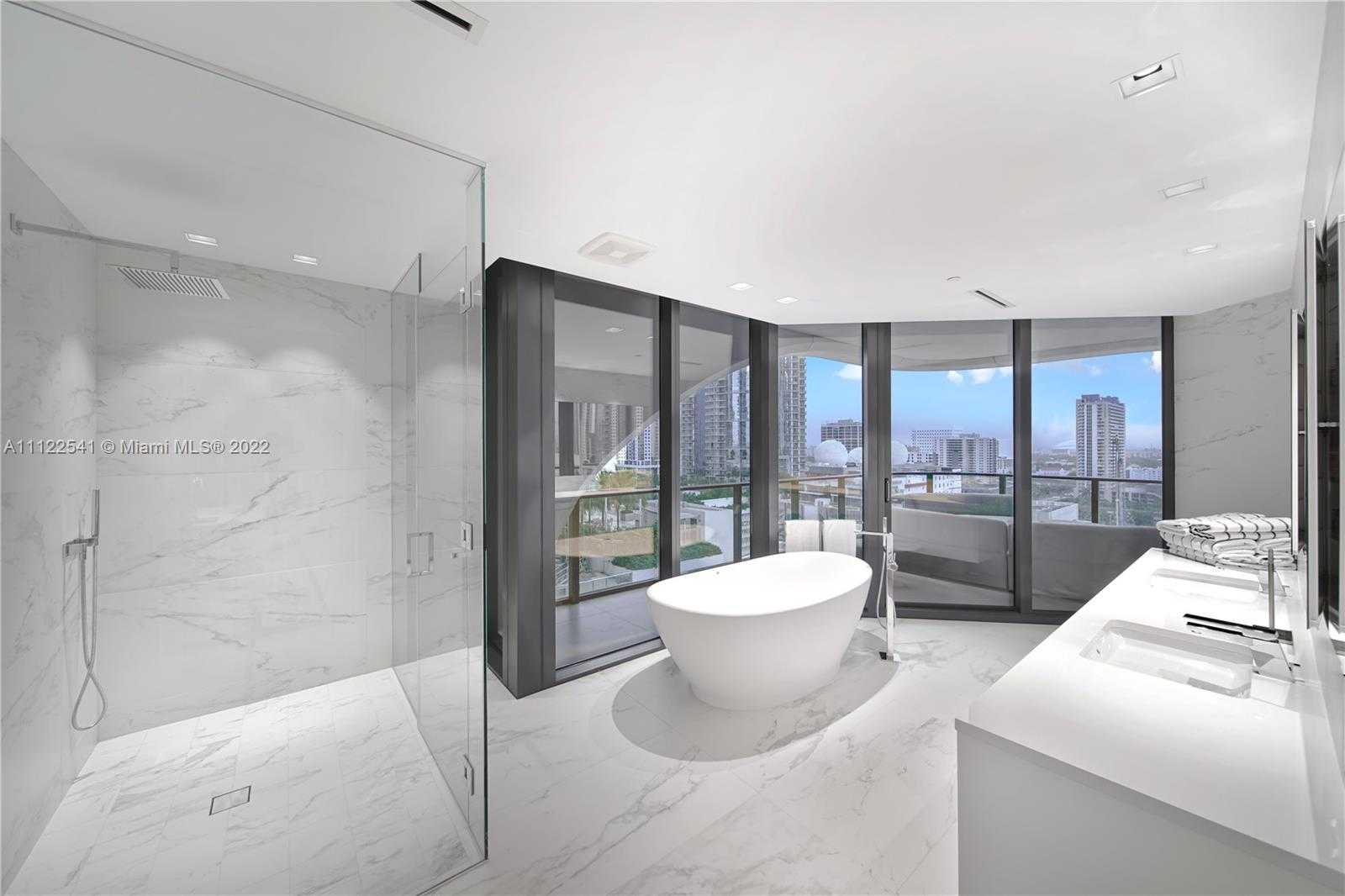 Small Image of 1000 Biscayne Blvd, Miami, FL 33132, USA Number 34