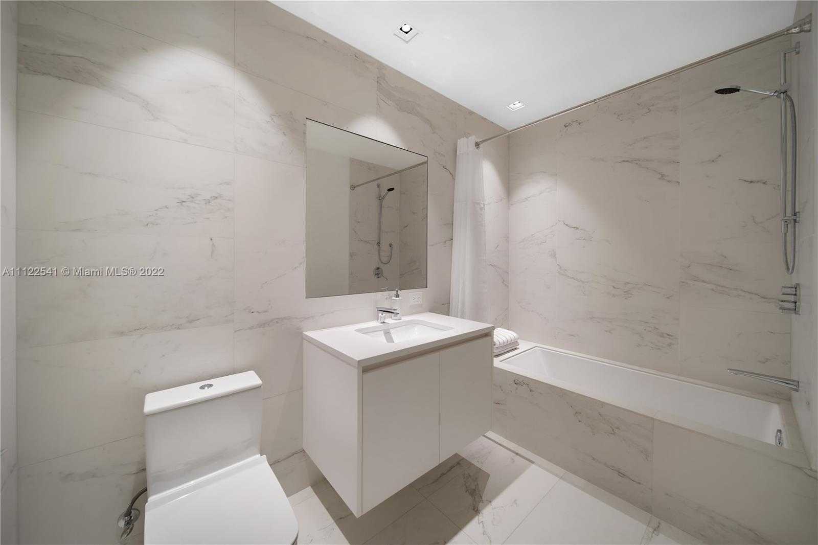 Small Image of 1000 Biscayne Blvd, Miami, FL 33132, USA Number 39