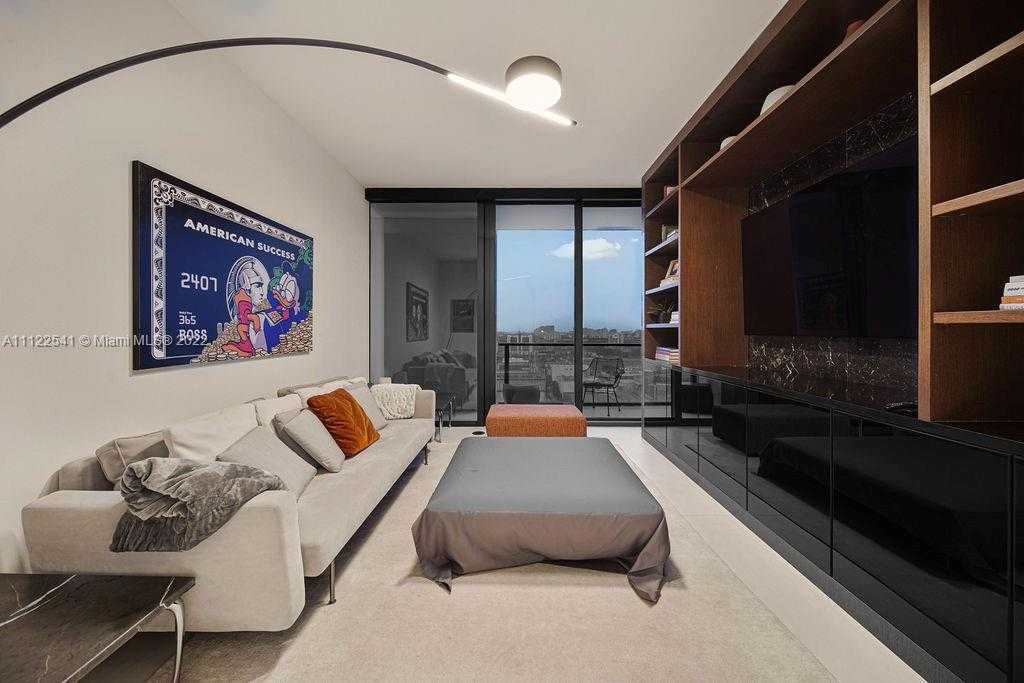Small Image of 1000 Biscayne Blvd, Miami, FL 33132, USA Number 41
