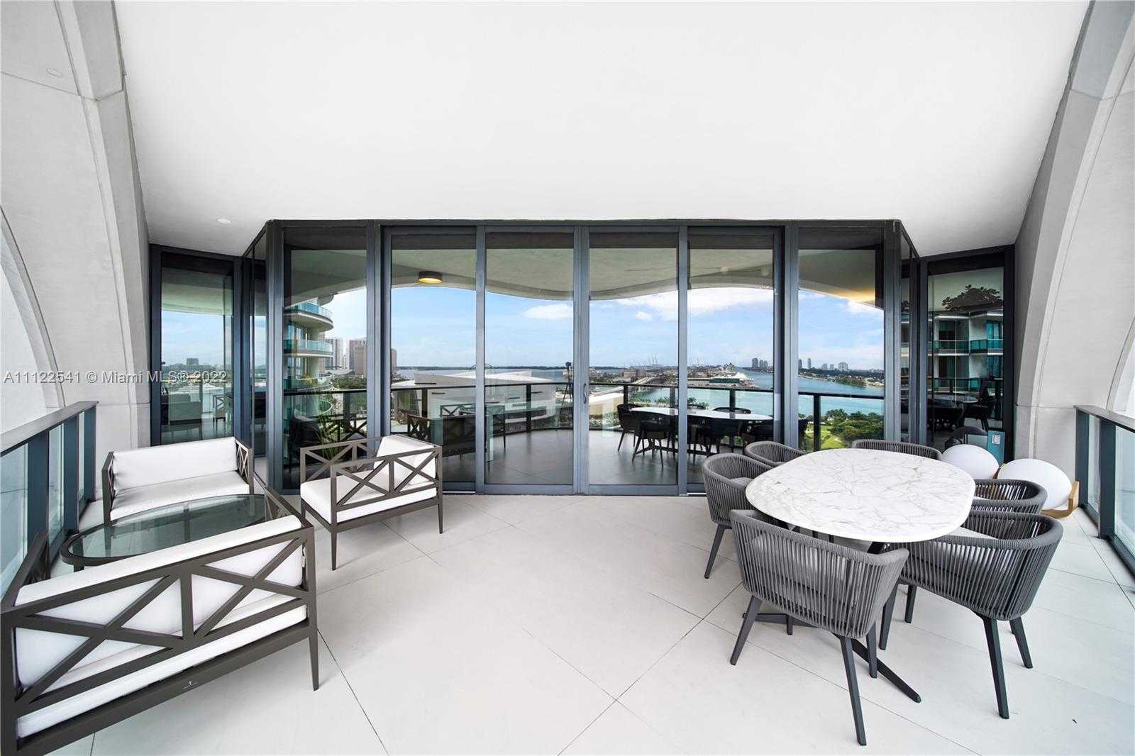Small Image of 1000 Biscayne Blvd, Miami, FL 33132, USA Number 44