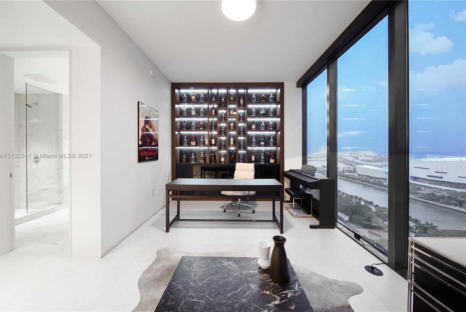 Small Image of 1000 Biscayne Blvd, Miami, FL 33132, USA Number 45