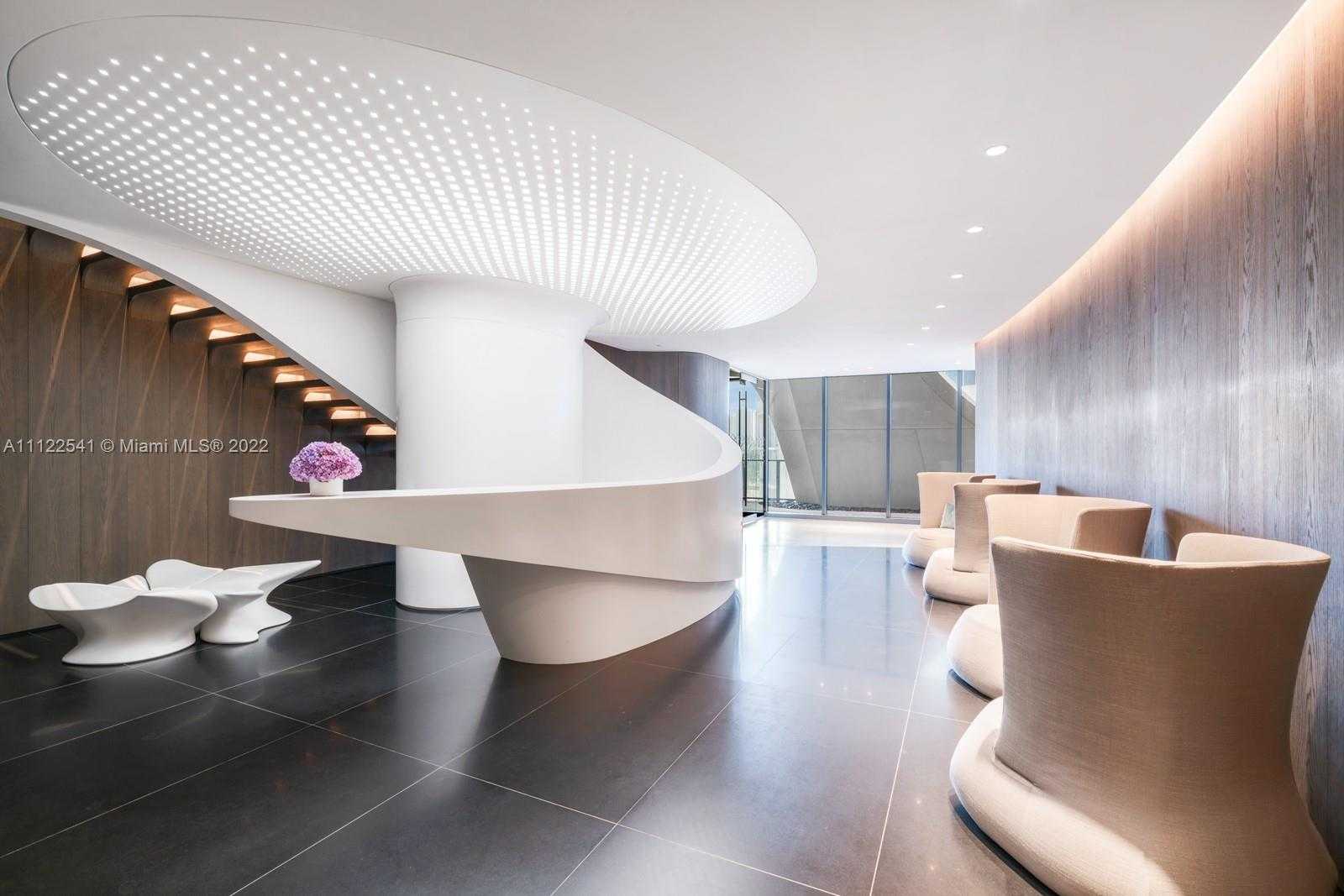 Small Image of 1000 Biscayne Blvd, Miami, FL 33132, USA Number 53