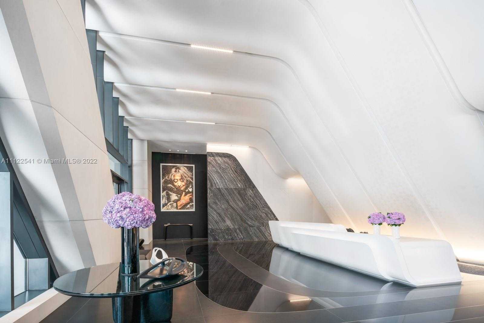 Small Image of 1000 Biscayne Blvd, Miami, FL 33132, USA Number 57