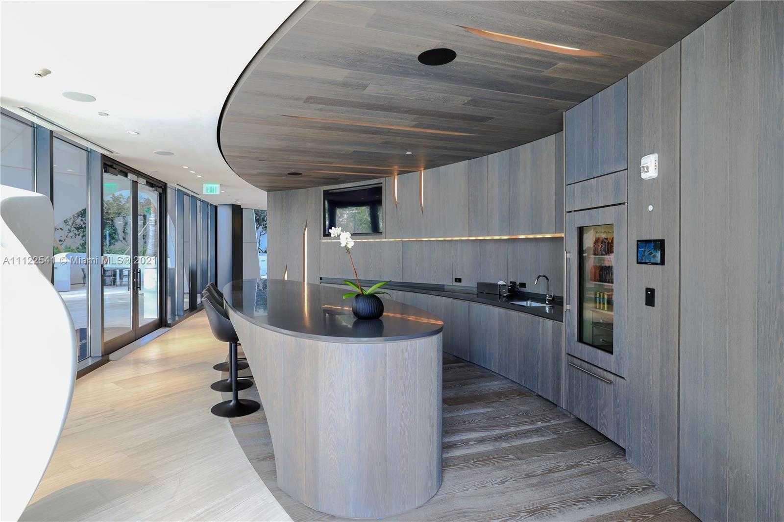 Small Image of 1000 Biscayne Blvd, Miami, FL 33132, USA Number 59