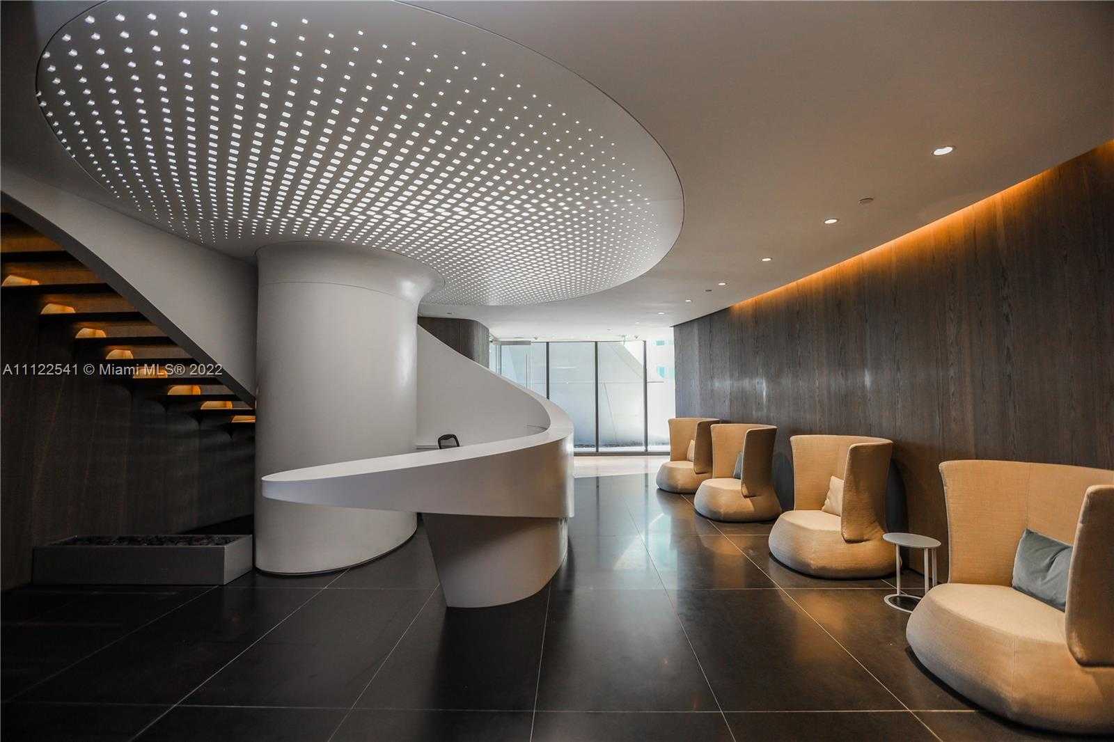 Small Image of 1000 Biscayne Blvd, Miami, FL 33132, USA Number 64