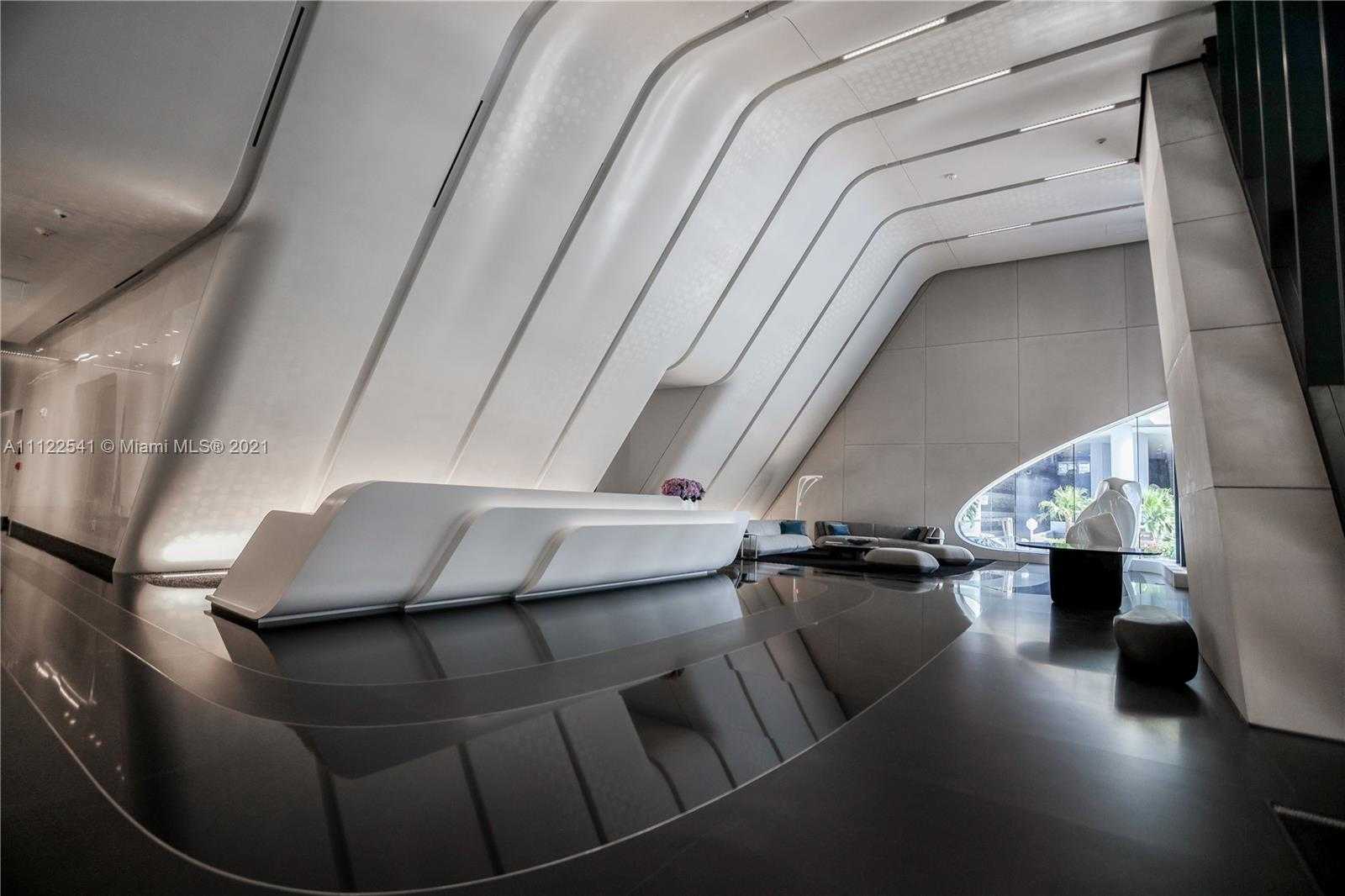 Small Image of 1000 Biscayne Blvd, Miami, FL 33132, USA Number 66