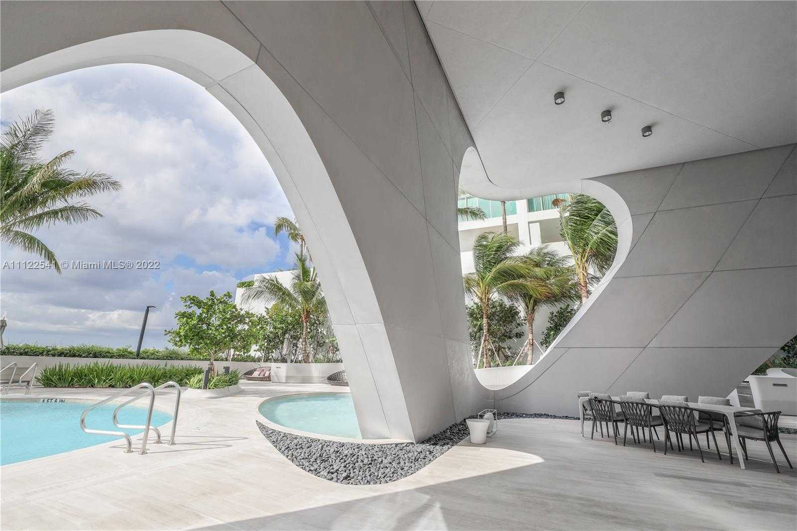 Small Image of 1000 Biscayne Blvd, Miami, FL 33132, USA Number 72