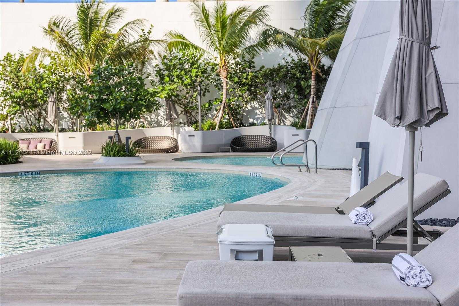 Small Image of 1000 Biscayne Blvd, Miami, FL 33132, USA Number 73