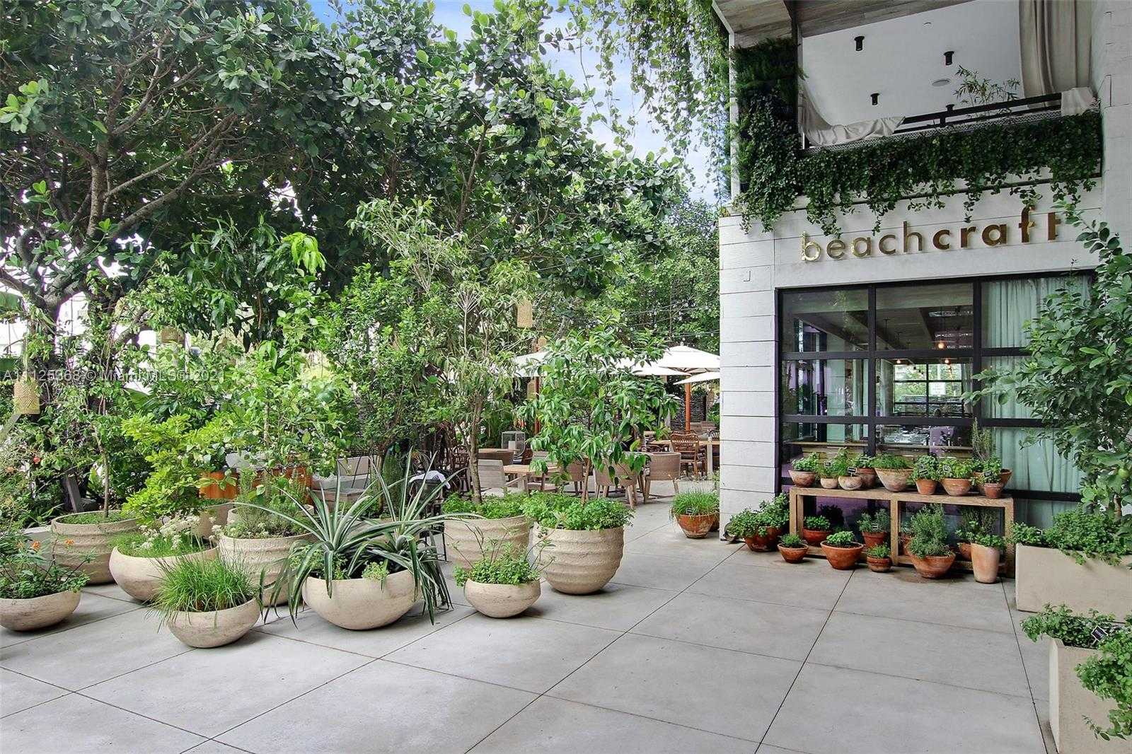 Small Image of 2301 Collins Ave, Miami Beach, FL 33139, USA Number 22