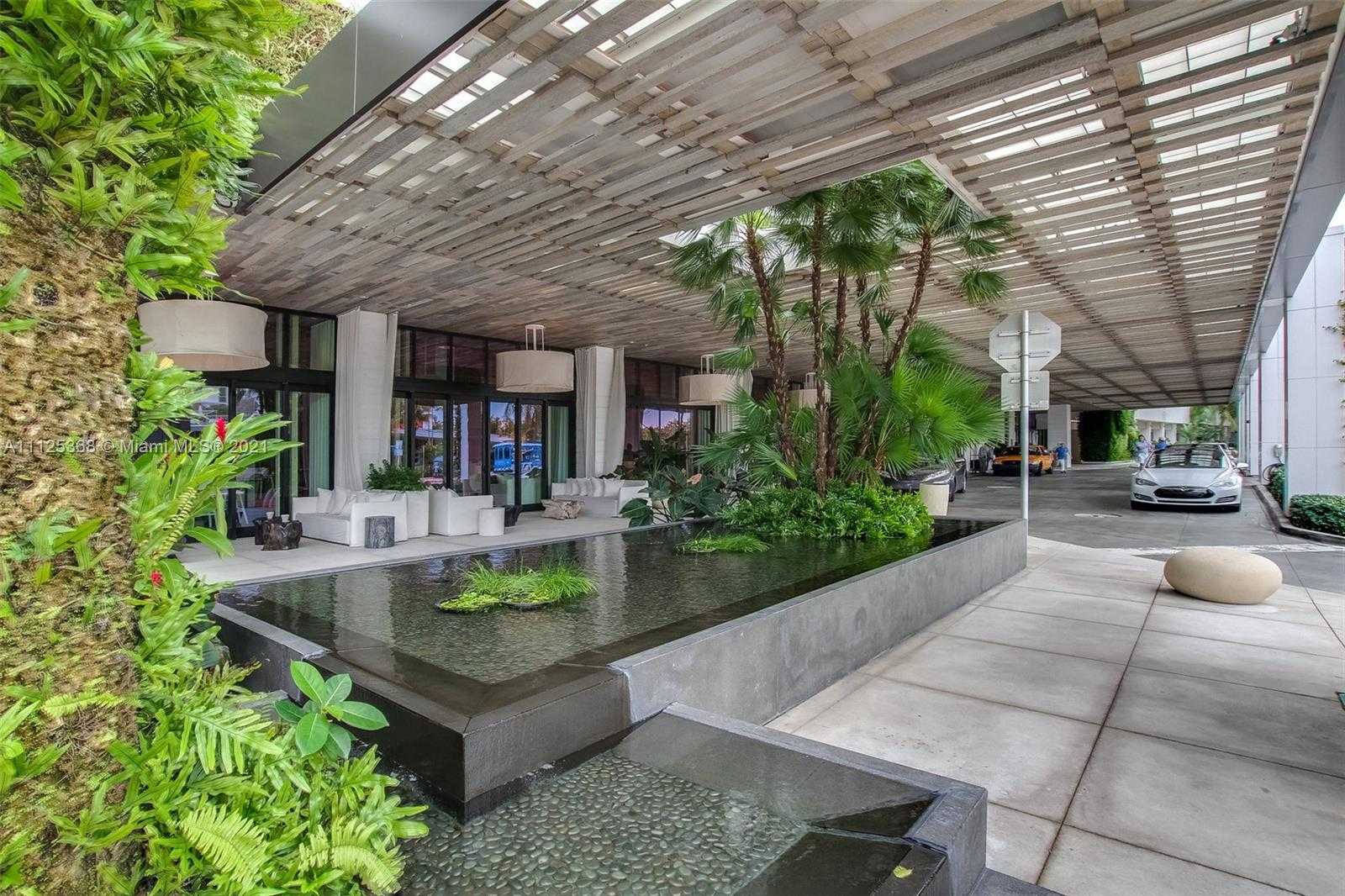 Small Image of 2301 Collins Ave, Miami Beach, FL 33139, USA Number 23