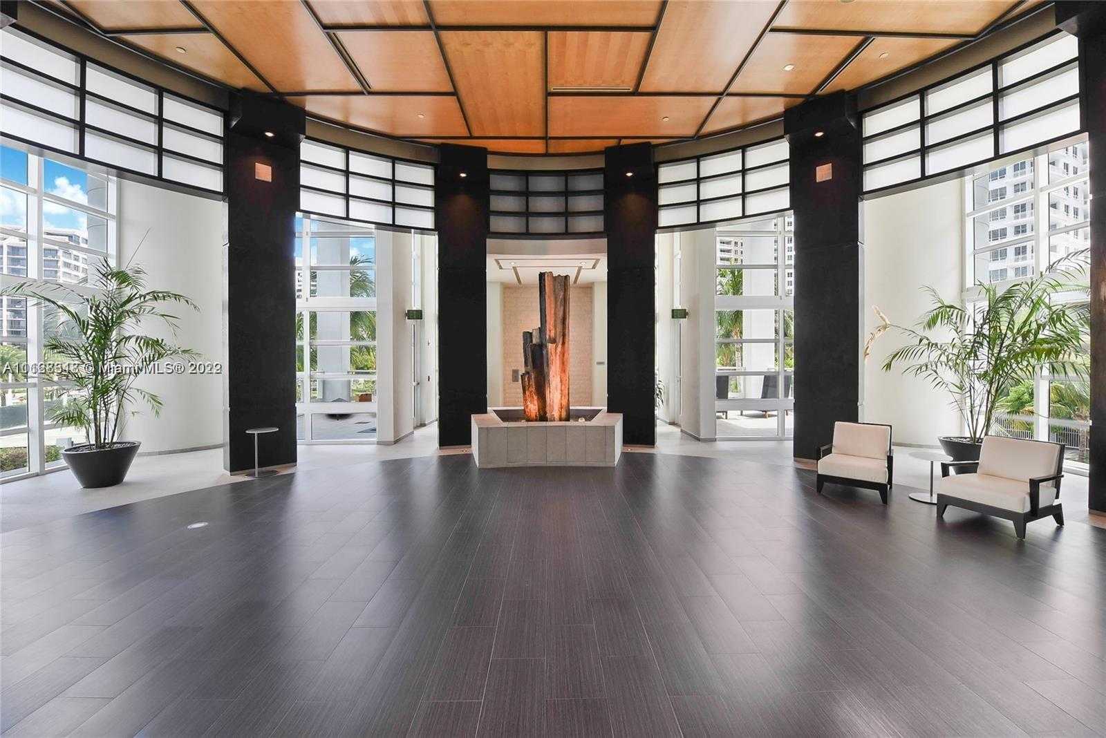 Small Image of 900 Brickell Key Blvd, Miami, FL 33131, USA Number 27
