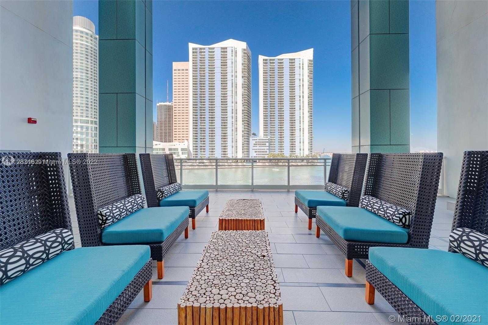 Small Image of 900 Brickell Key Blvd, Miami, FL 33131, USA Number 32