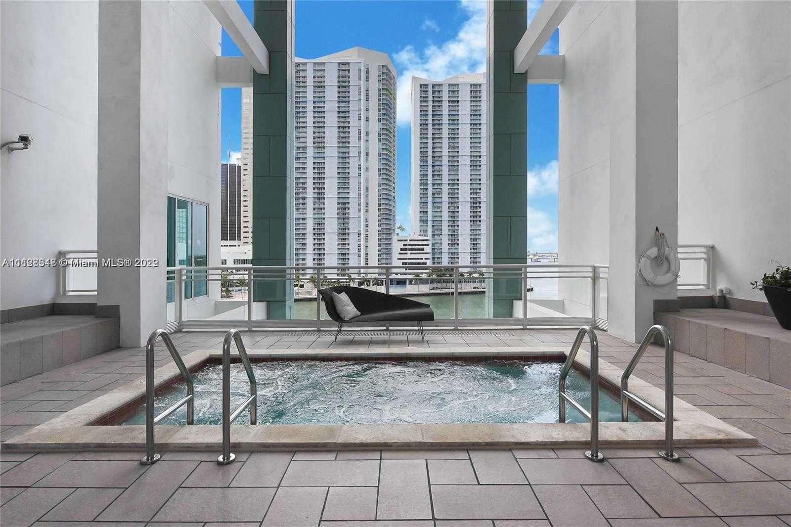 Small Image of 900 Brickell Key Blvd, Miami, FL 33131, USA Number 37