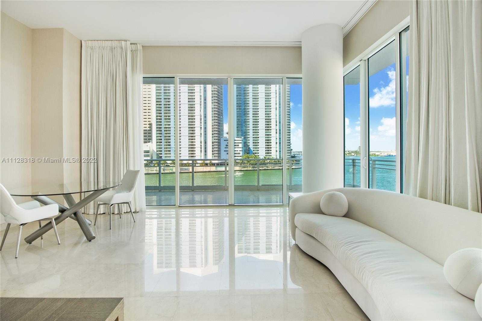 Small Image of 900 Brickell Key Blvd, Miami, FL 33131, USA Number 5