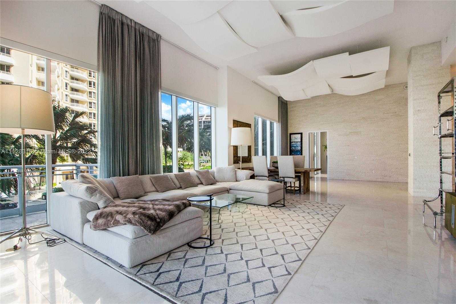 Small Image of 900 Brickell Key Blvd, Miami, FL 33131, USA Number 7