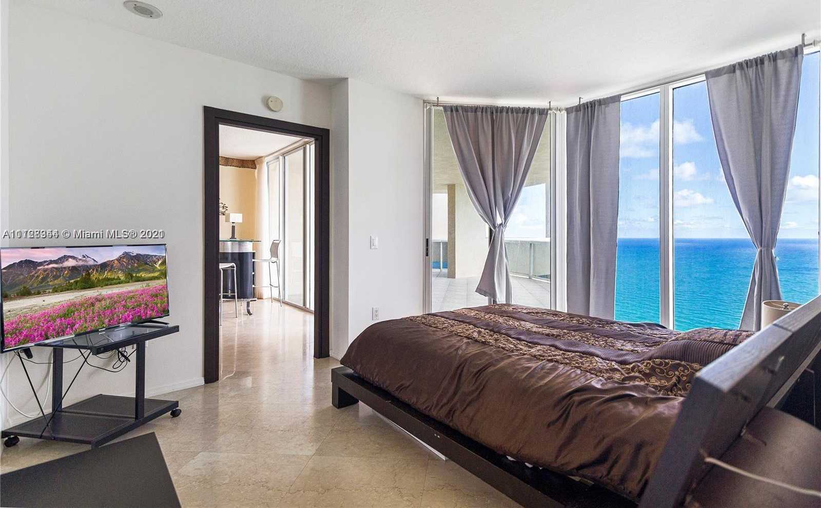 Small Image of 17555 Collins Ave, Sunny Isles Beach, FL 33160, USA Number 16