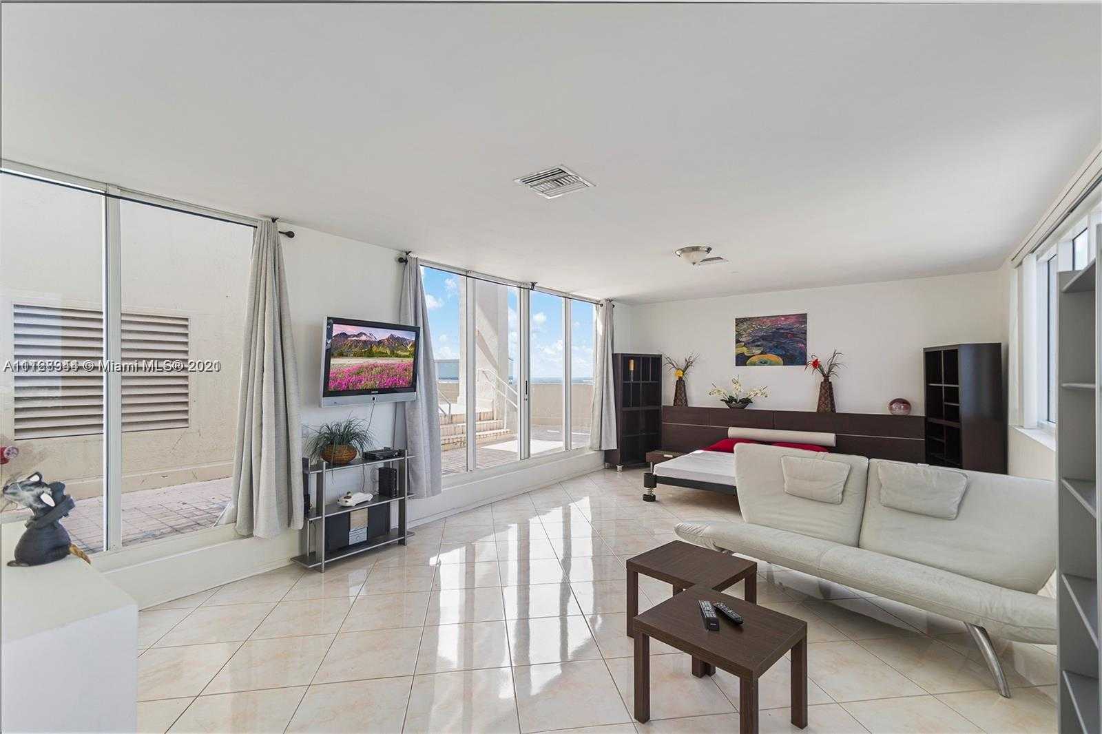 Small Image of 17555 Collins Ave, Sunny Isles Beach, FL 33160, USA Number 18