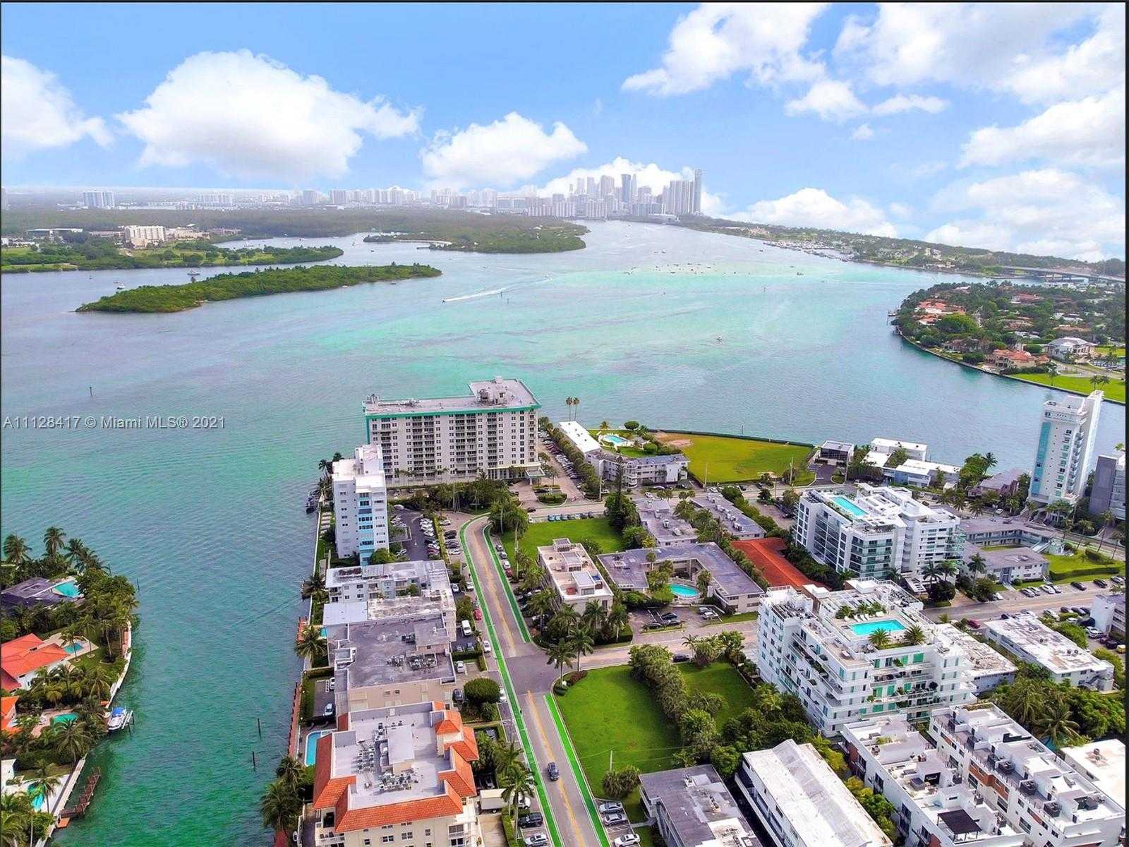 Small Image of 10209 WEST BAY HARBOR DR #1, Bay Harbor Islands Number 16