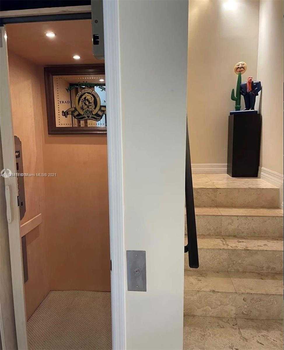 Small Image of 10209 WEST BAY HARBOR DR #1, Bay Harbor Islands Number 6