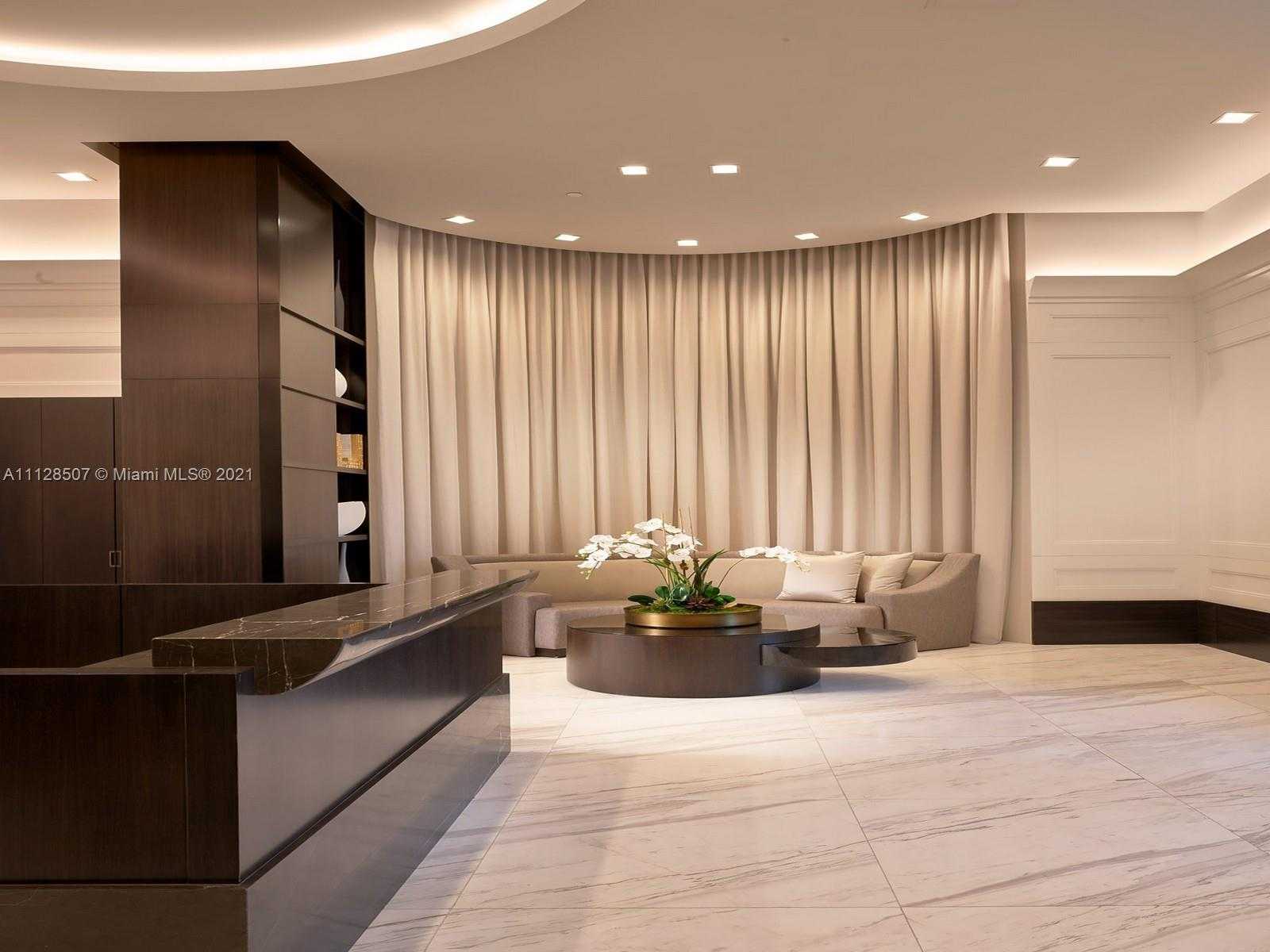 Small Image of 275 Giralda Ave, Coral Gables, FL 33134, USA Number 12