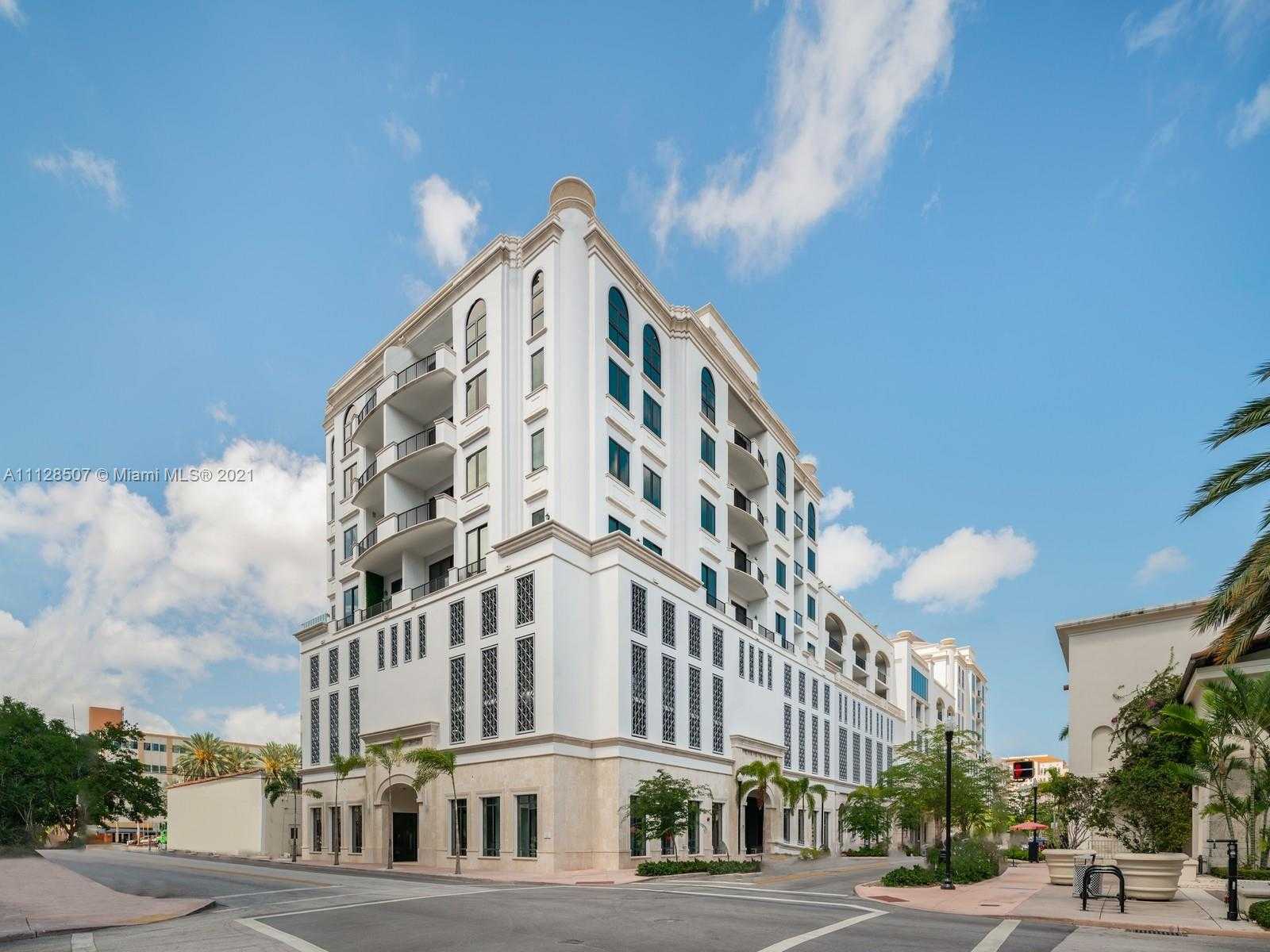 Small Image of 275 Giralda Ave, Coral Gables, FL 33134, USA Number 2