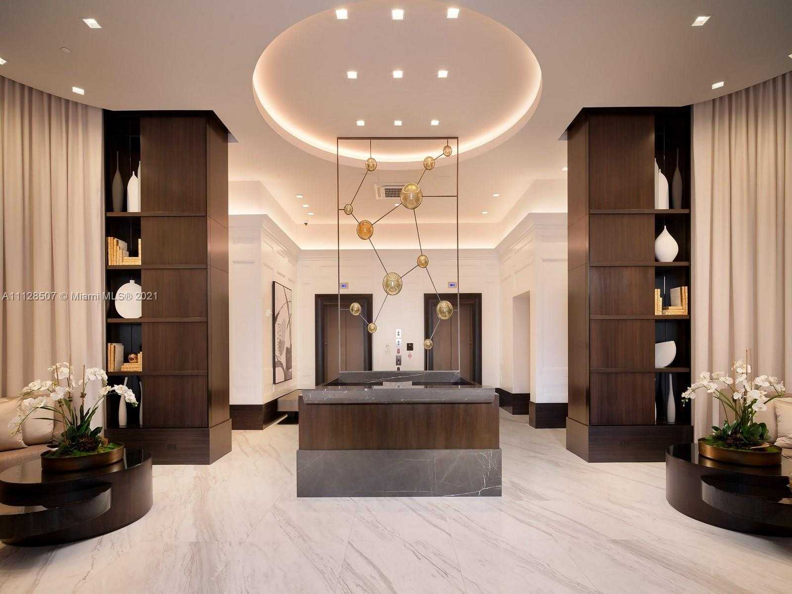 Small Image of 275 Giralda Ave, Coral Gables, FL 33134, USA Number 9