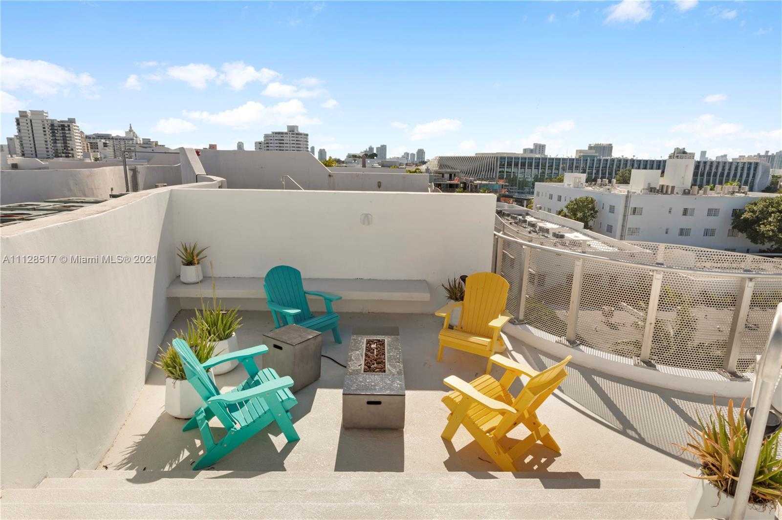 Small Image of 2155 Washington Ct, Miami Beach, FL 33139, USA Number 13