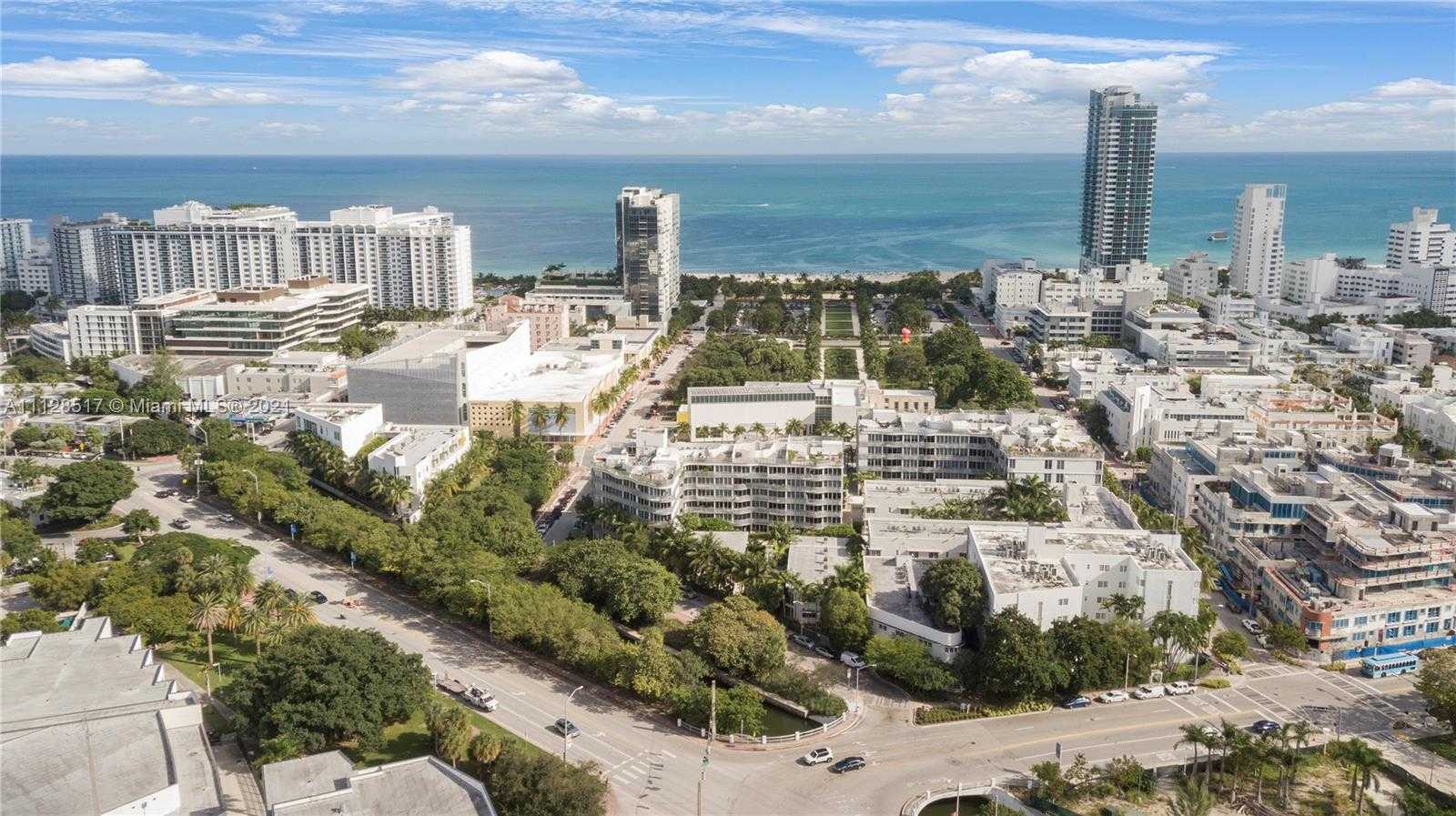 Small Image of 2155 Washington Ct, Miami Beach, FL 33139, USA Number 20