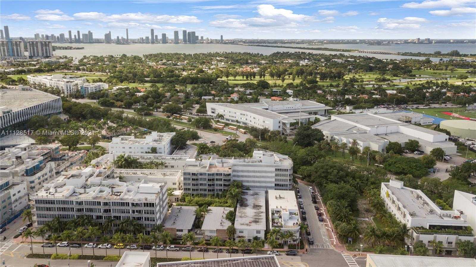 Small Image of 2155 Washington Ct, Miami Beach, FL 33139, USA Number 21