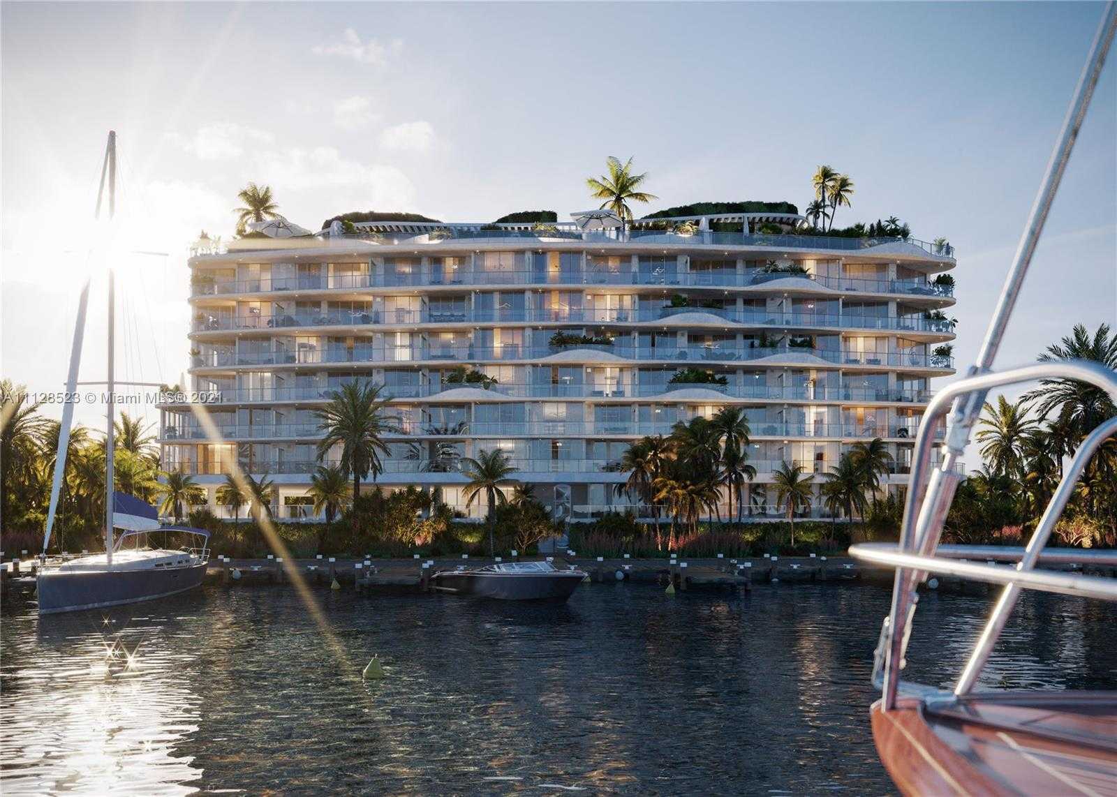 Small Image of 1135 103rd St, Bay Harbor Islands, FL 33154, USA Number 2