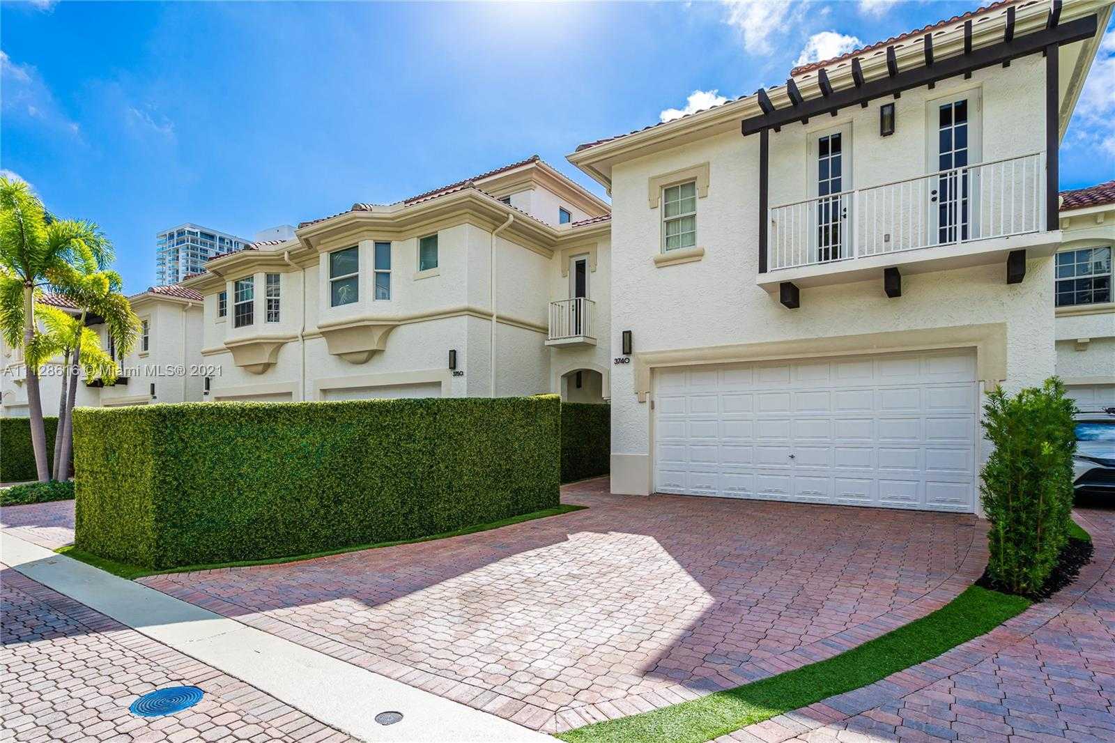 Small Image of 3740 NE 199th Terrace, Aventura, FL 33180, USA Number 15