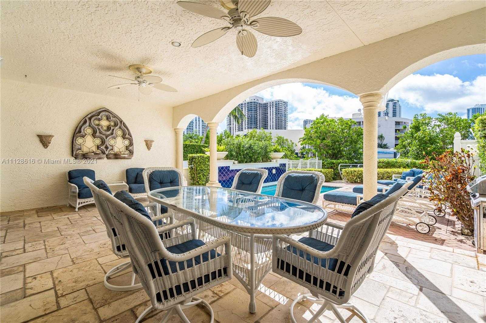 Small Image of 3740 NE 199th Terrace, Aventura, FL 33180, USA Number 21