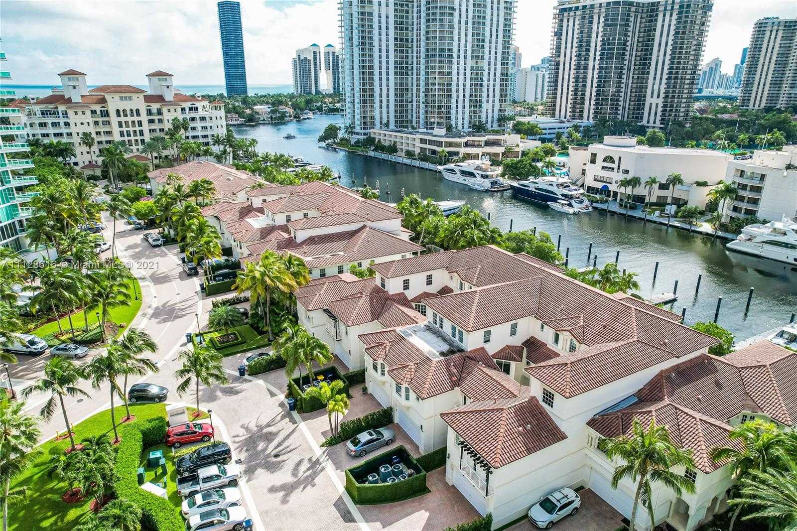 Small Image of 3740 NE 199th Terrace, Aventura, FL 33180, USA Number 3