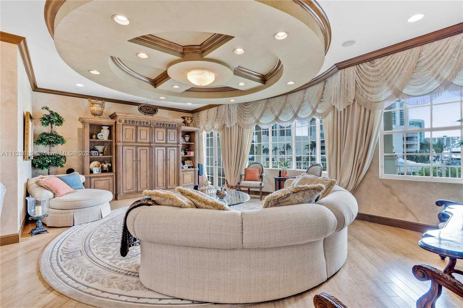 Small Image of 3740 NE 199th Terrace, Aventura, FL 33180, USA Number 59