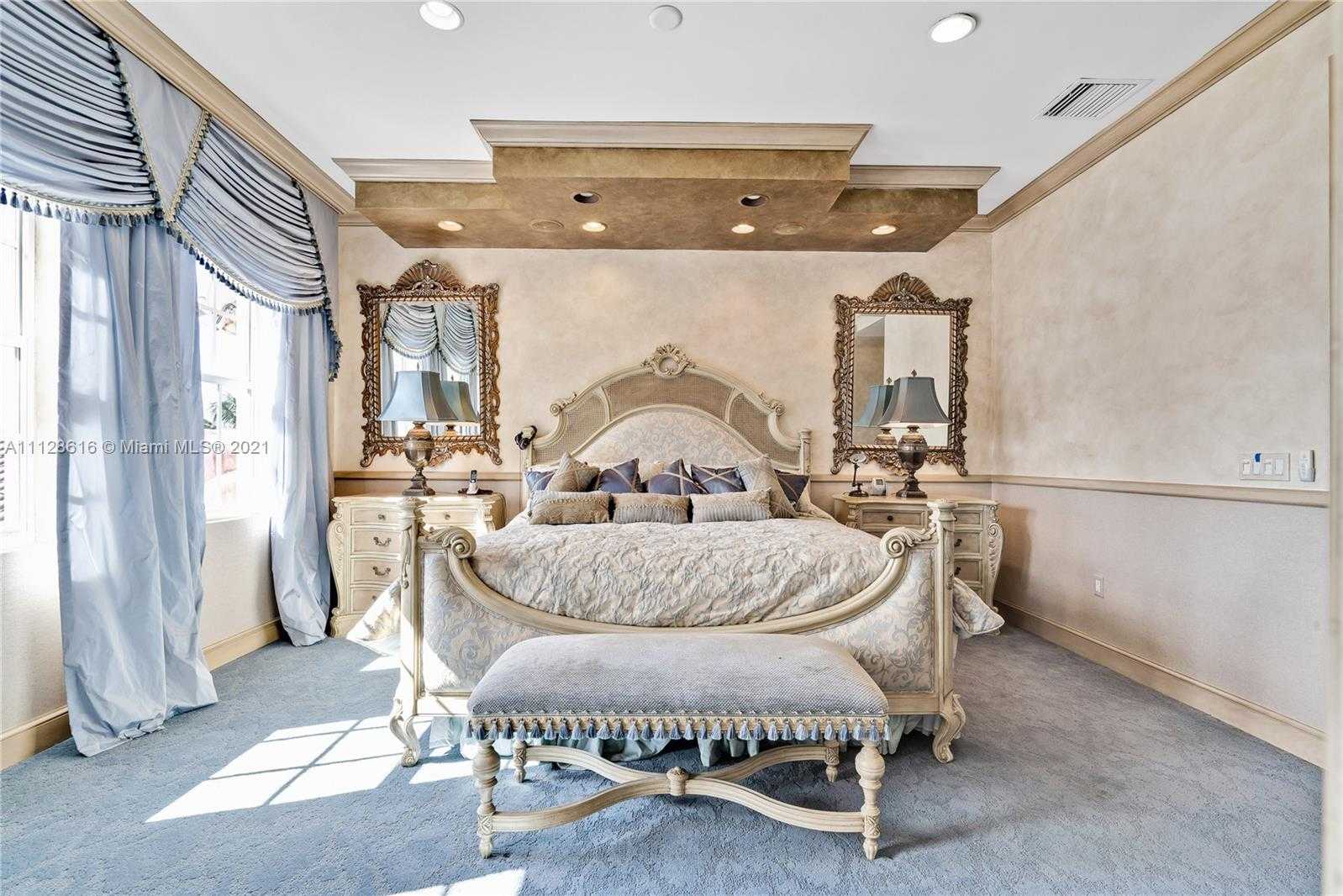 Small Image of 3740 NE 199th Terrace, Aventura, FL 33180, USA Number 69