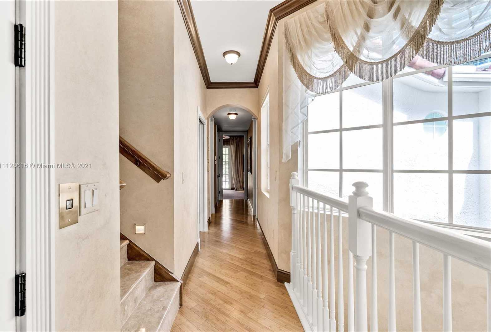 Small Image of 3740 NE 199th Terrace, Aventura, FL 33180, USA Number 70