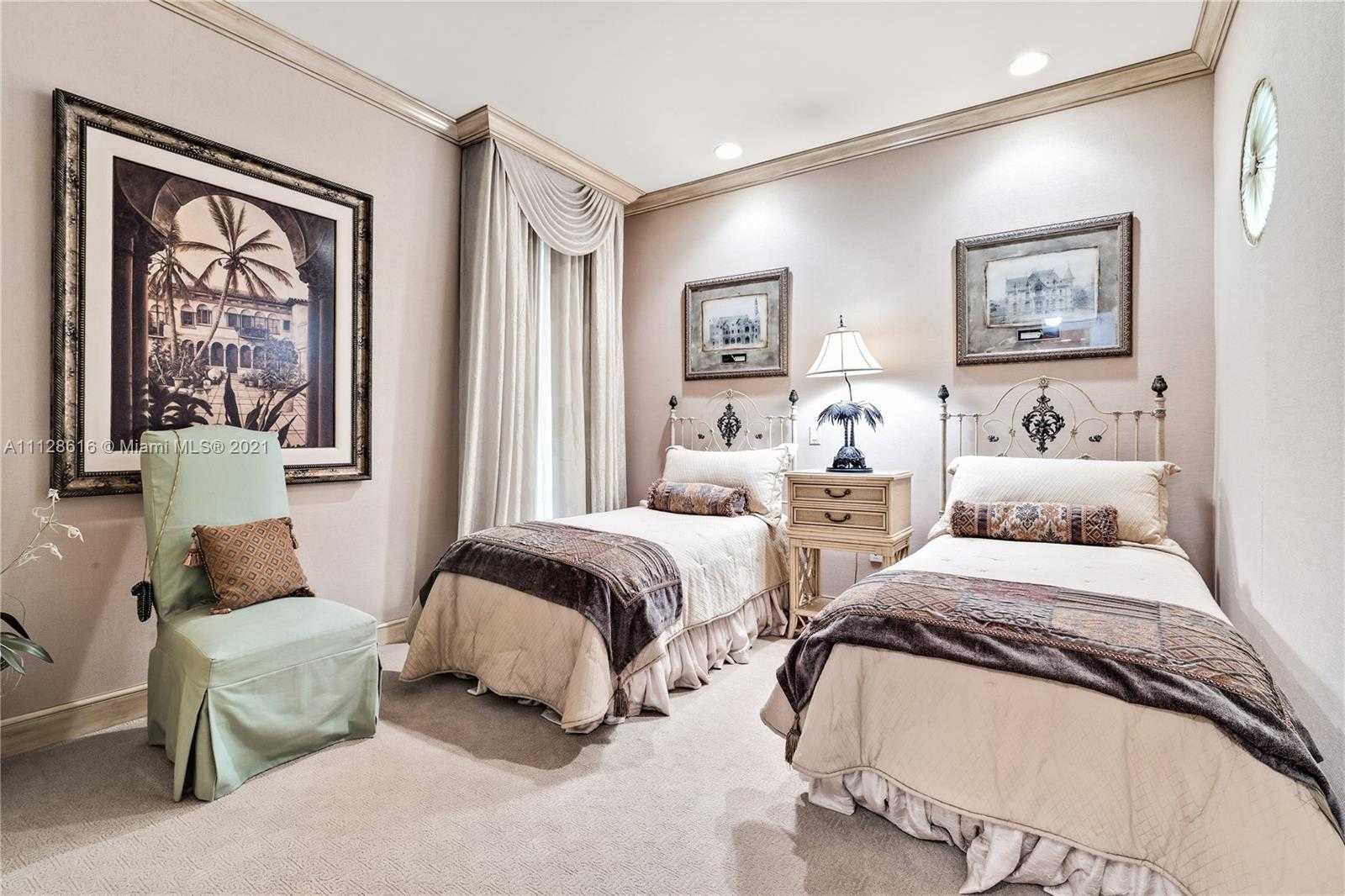 Small Image of 3740 NE 199th Terrace, Aventura, FL 33180, USA Number 71
