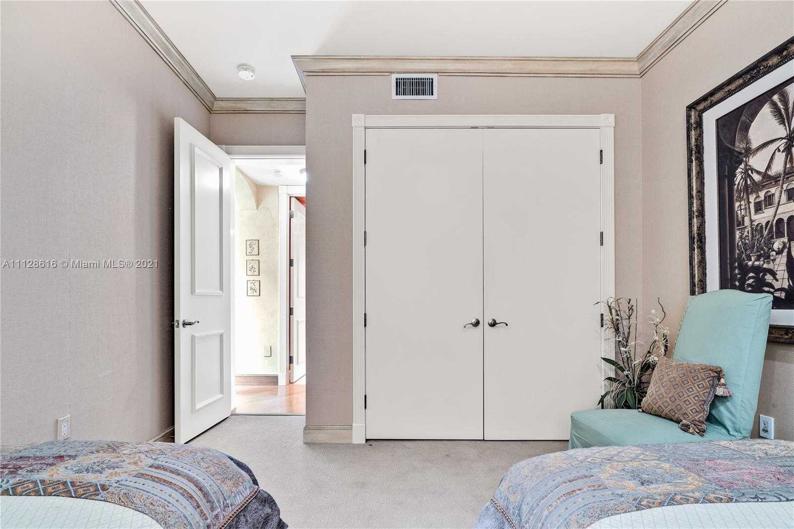 Small Image of 3740 NE 199th Terrace, Aventura, FL 33180, USA Number 72