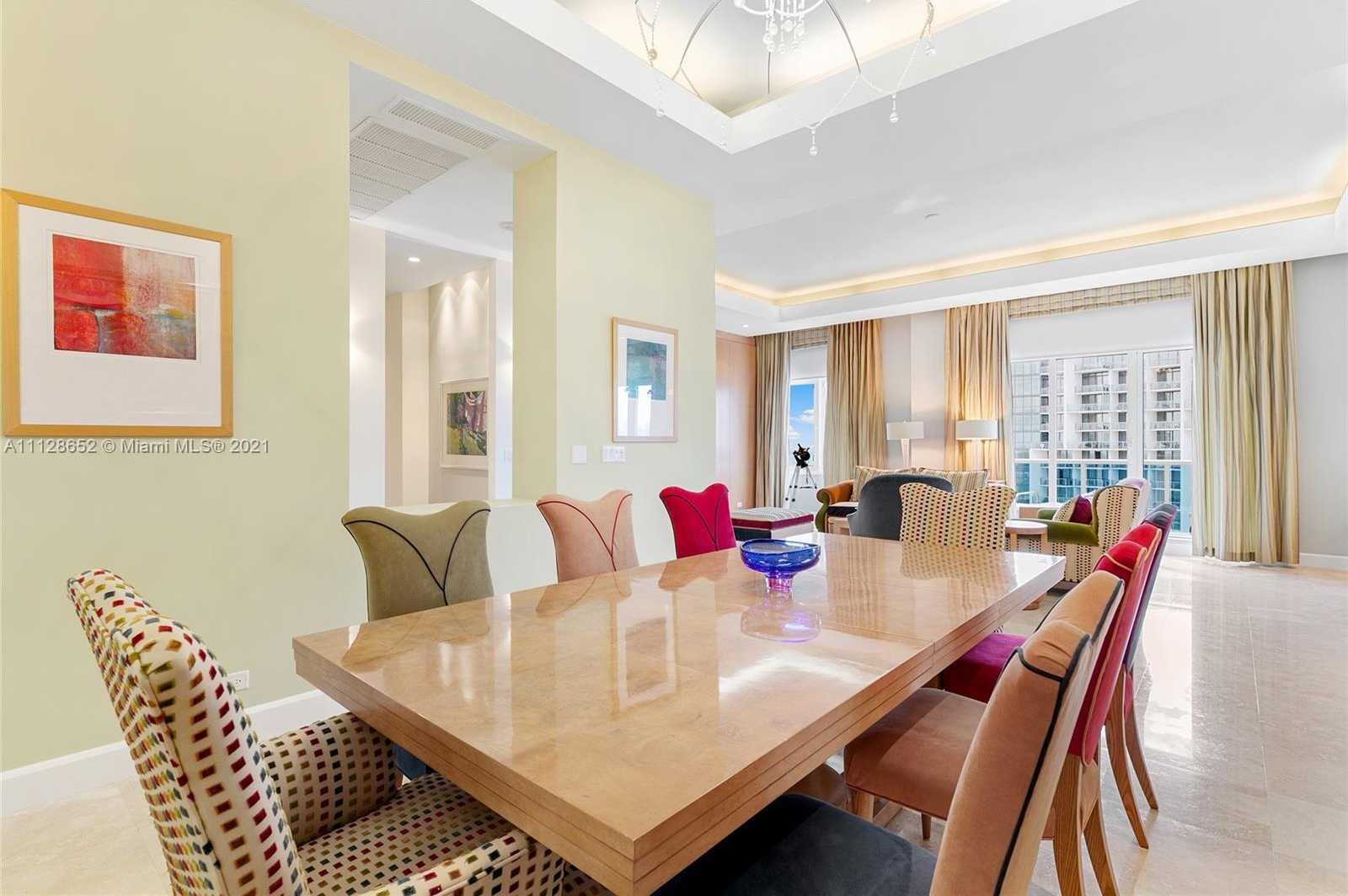 Small Image of 2301 Collins Ave, Miami Beach, FL 33139, USA Number 26