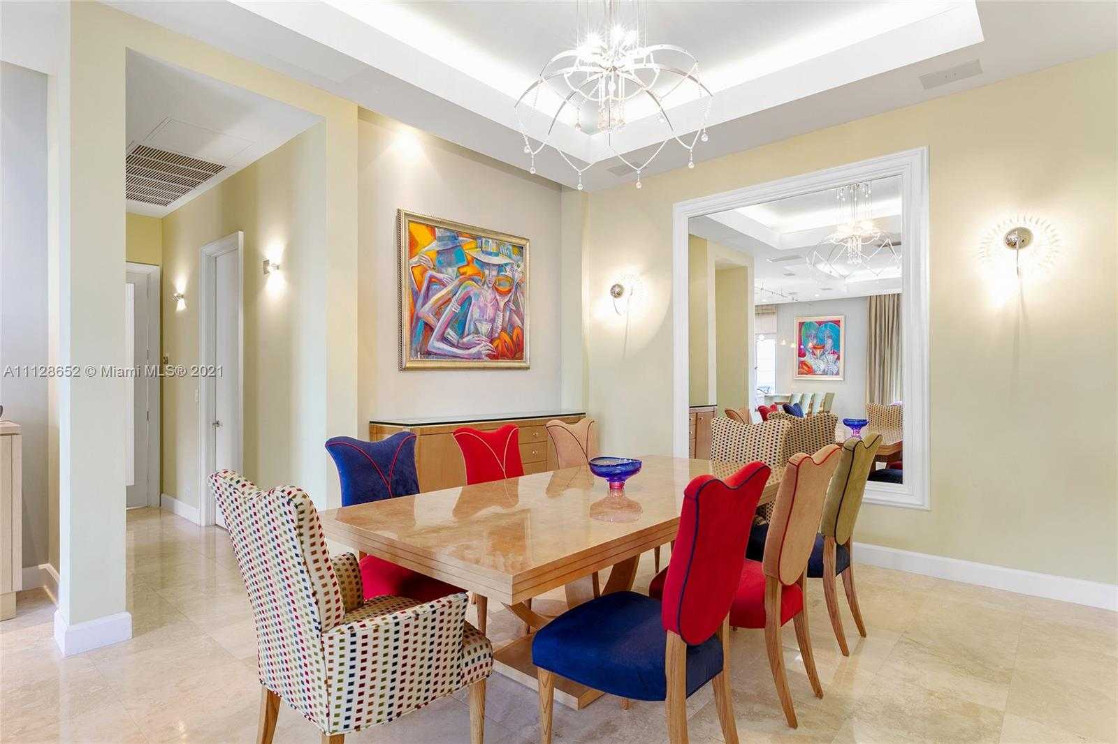 Small Image of 2301 Collins Ave, Miami Beach, FL 33139, USA Number 7