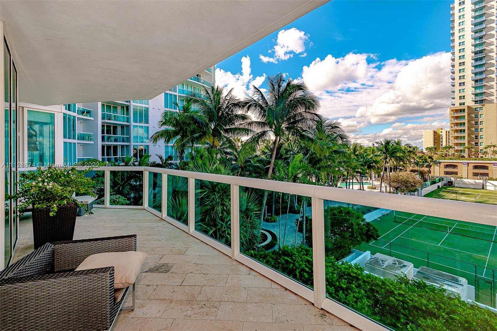 Small Image of 1000 South Pointe Dr, Miami Beach, FL 33139, USA Number 22