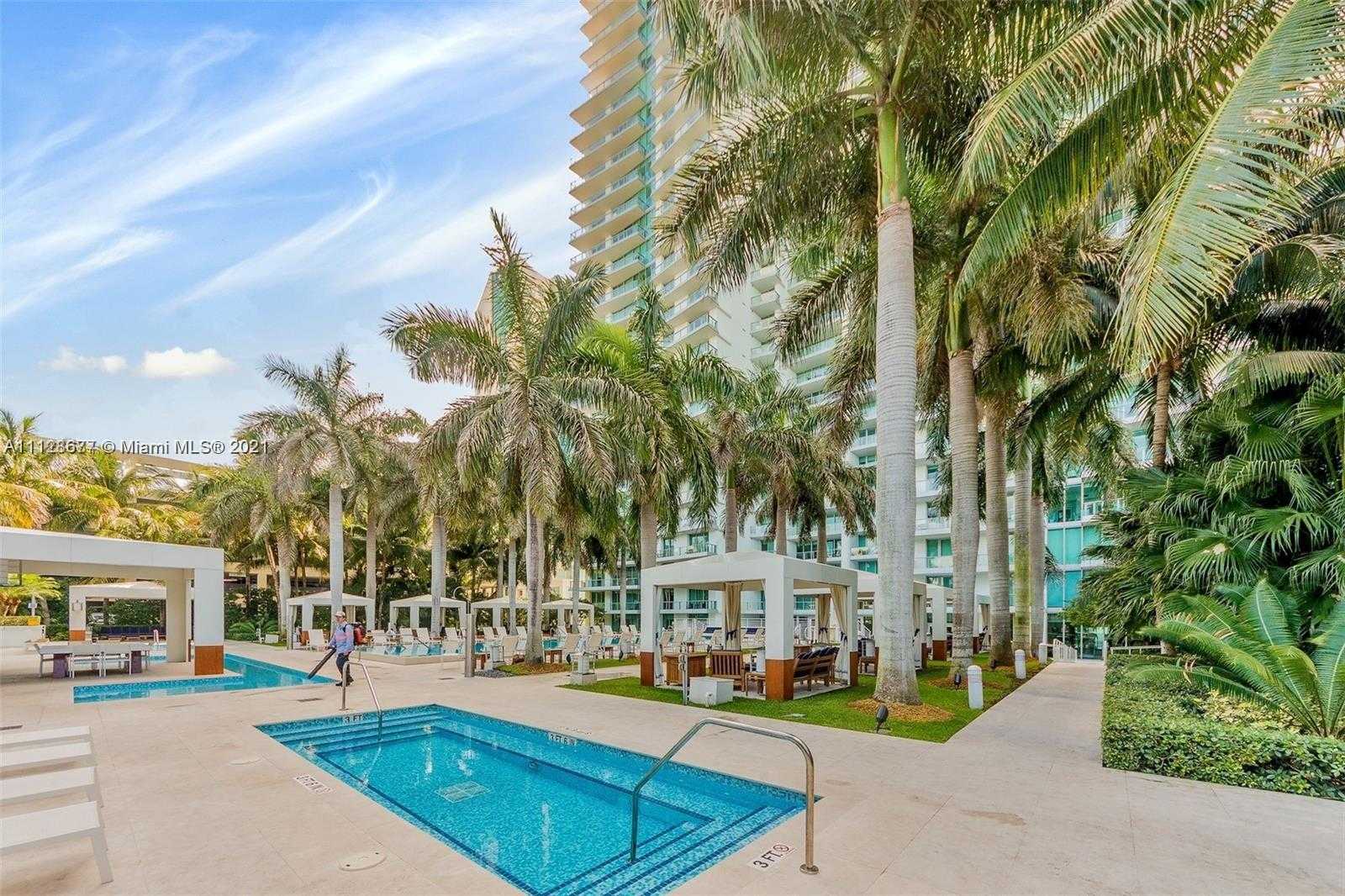 Small Image of 2627 S Bayshore Dr, Coconut Grove, FL 33133, USA Number 17
