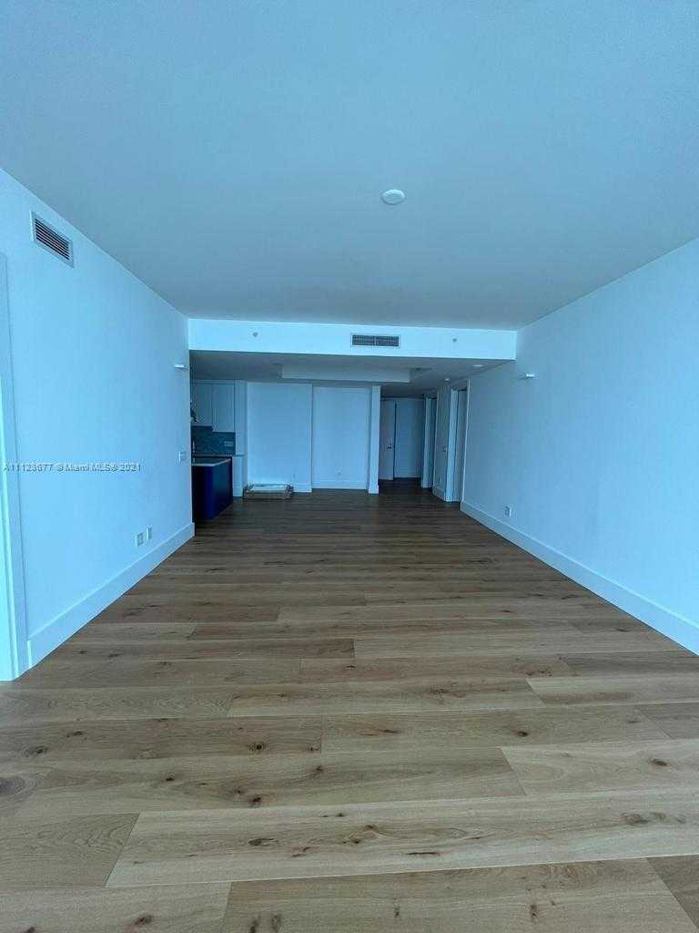 Small Image of 2627 S Bayshore Dr, Coconut Grove, FL 33133, USA Number 3