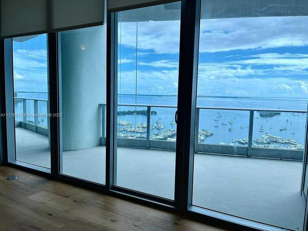 Small Image of 2627 S Bayshore Dr, Coconut Grove, FL 33133, USA Number 4