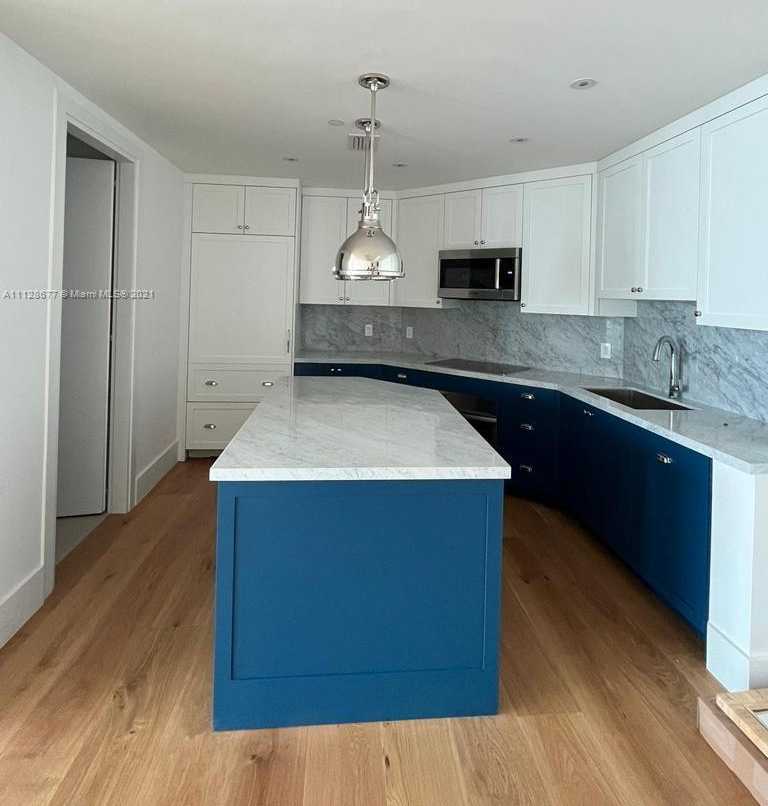 Small Image of 2627 S Bayshore Dr, Coconut Grove, FL 33133, USA Number 5